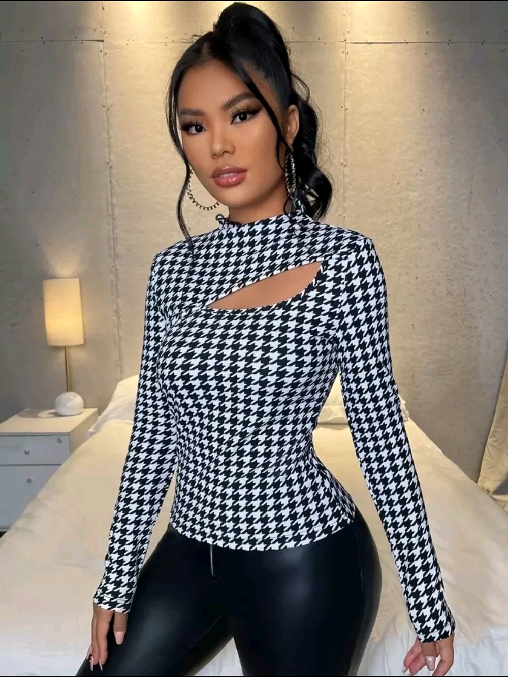 SHEIN Black & White Houndstooth Cutout Long-Sleeve Top